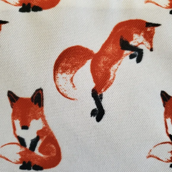 Outdoor fanny pack/ crossbody with foxes - Picture 4 of 5